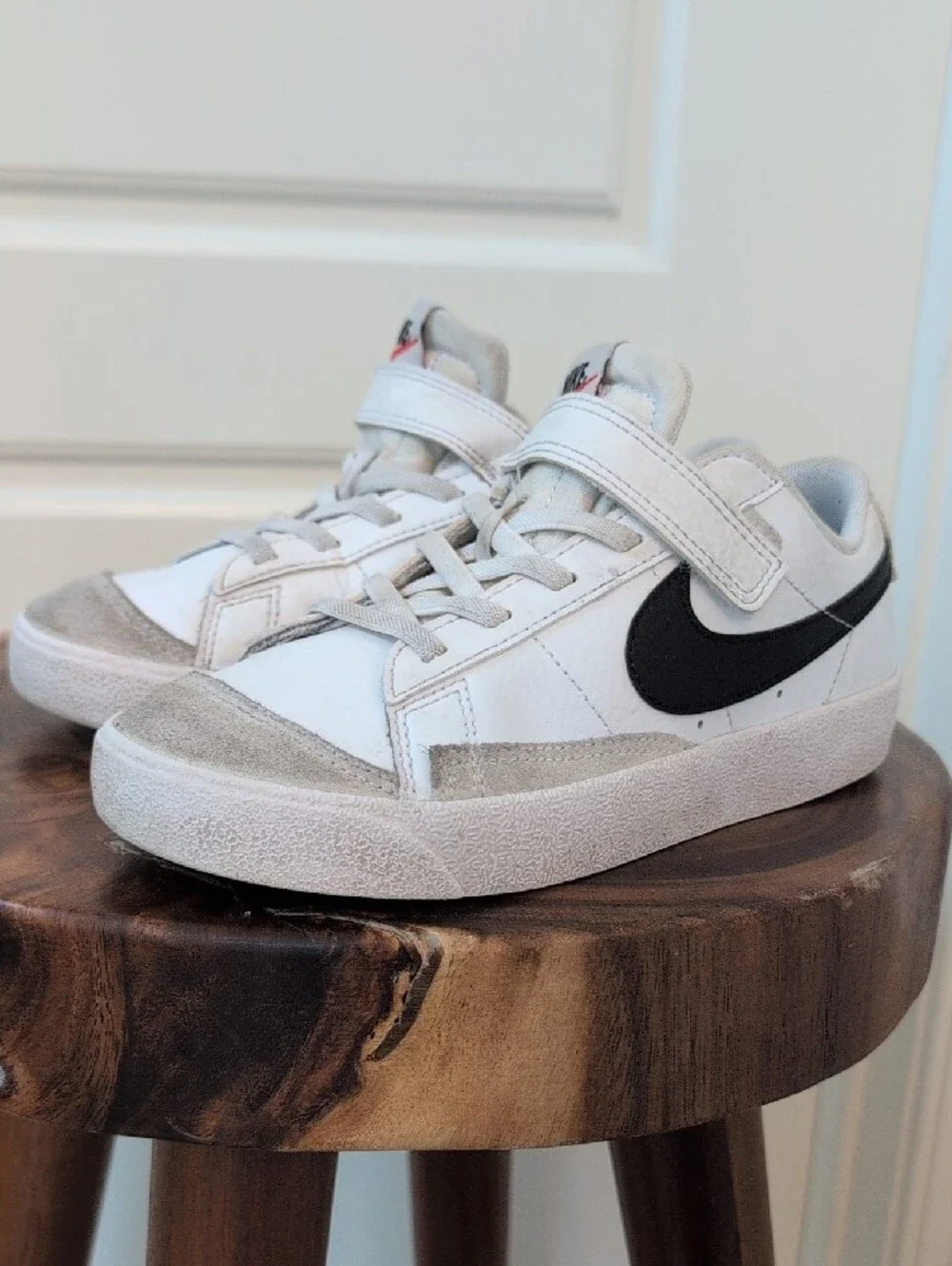 Nike Kids' White and Black Blazer Low